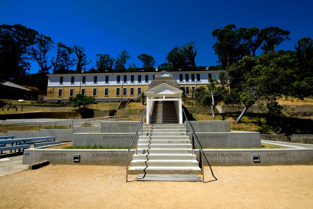 Nehru history essay outlines